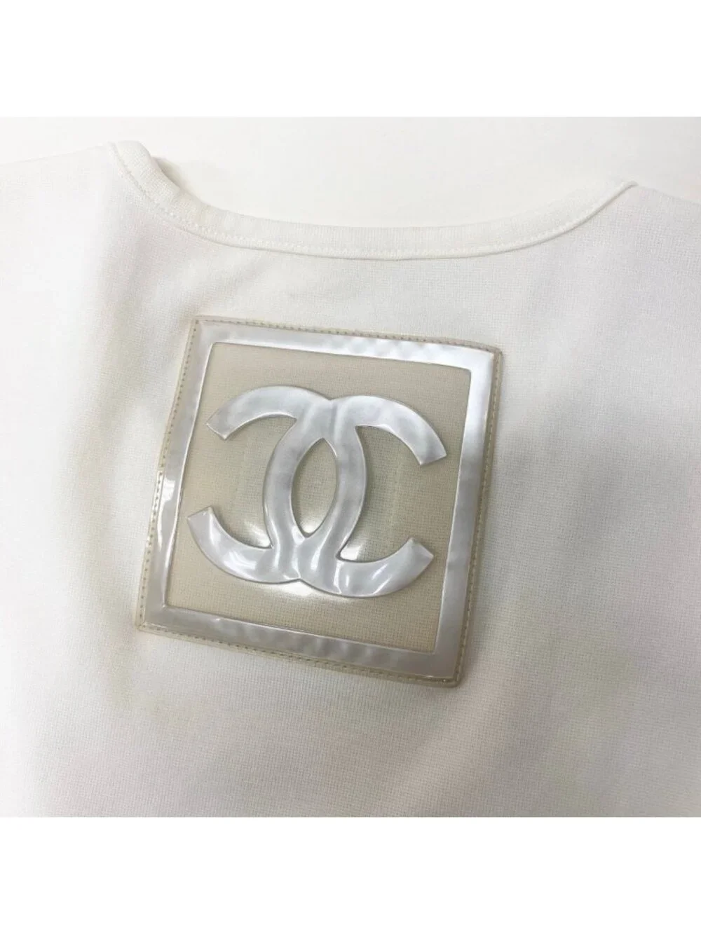 Chanel Sports Line Jumbo CC Logo Short Sleeve Top 38 Ivory Gray 100% Polyamide